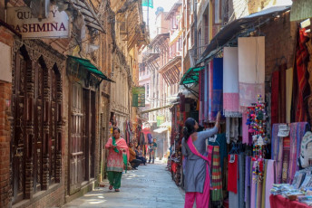 Beautiful pashminas on sale in a little side street in Bhaktapur. Nepal has
been trading in pashminas for 200 years and they are shipped all over the
world. © Christian