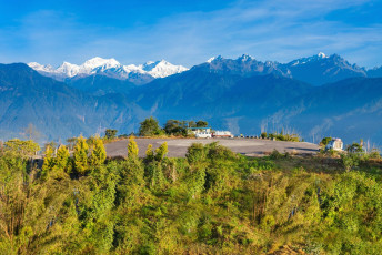 This viewpoint just outside Pelling in Sikkim offers magnificent scenic views of mighty Mount Kangchenjunga, the 3rd highest mountain in the world © Saiko3p