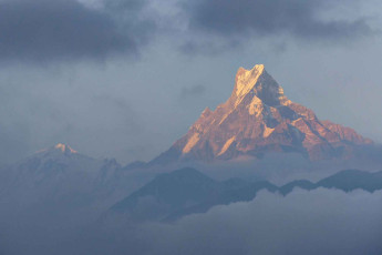 Fishtail Mountain peak in all its splendor can be admired from Ghandruk. It forms part of the Annapurna Massive. It is considered sacred by Hindus due to the belief that Shiva resides on the peak. Therefore, climbing it is strictly forbidden and it remains untouched © Radim Štrobl