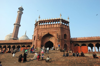 The steps to the Jama Masjid (Friday Mosque) in Old Delhi - Photo by Kaetana