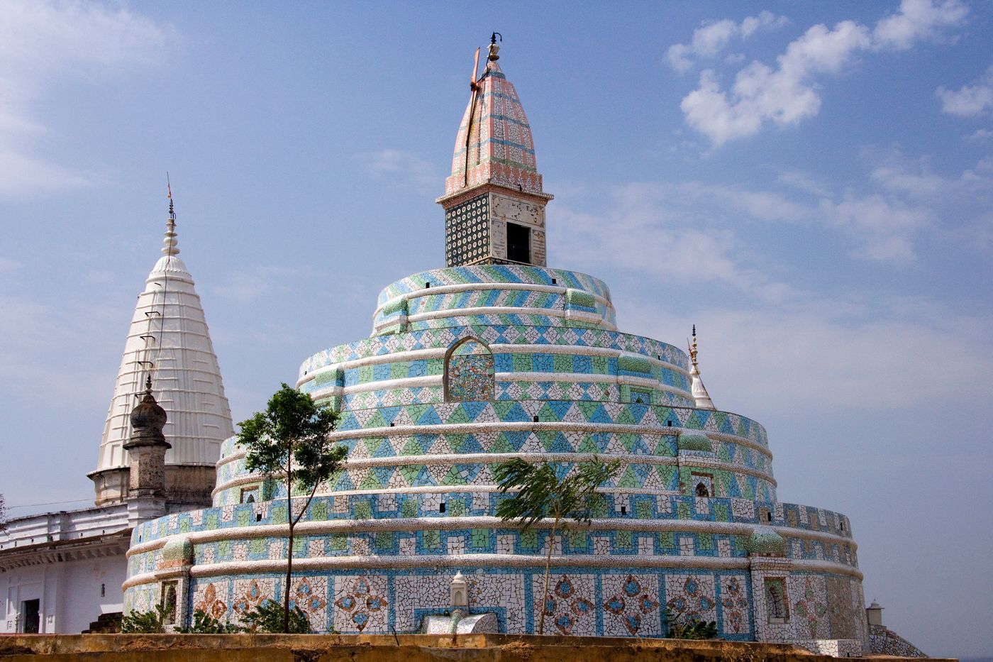 A view of one of the 77 Jain Temples at Sonagiri. Located in the Madhya Pradesh region of India some 60 km from Gwalior, these temples are dated back to the 9th & 10th century