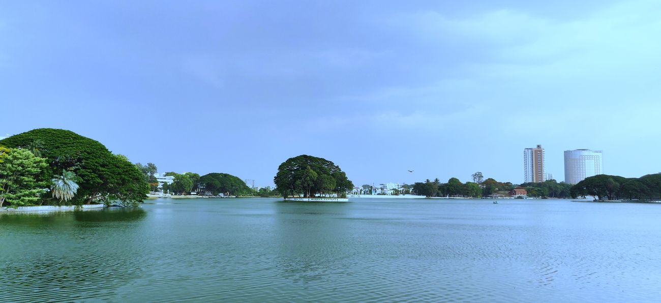A magnanimous sight of Ulsoor lake which is one of the biggest in the city and is closely located to MG road and is spread over an area of 50 hectares in Bangalore 