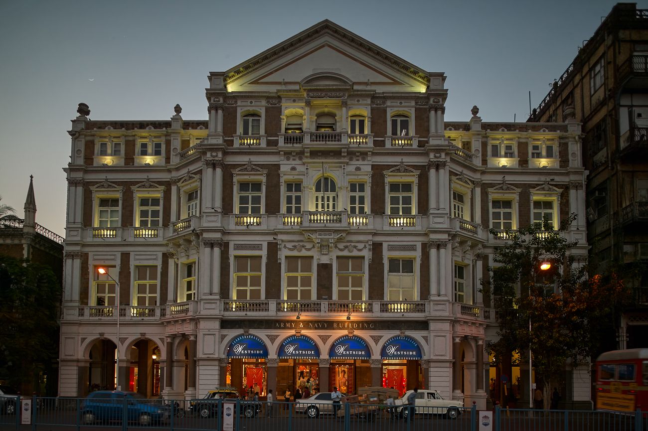 Lighted in the glory of patriotism, Army and Navy building Fort stand tall at the Kala Ghoda. It is a heritage G+3 structure with India's best clients such as Tata sons & Piramal