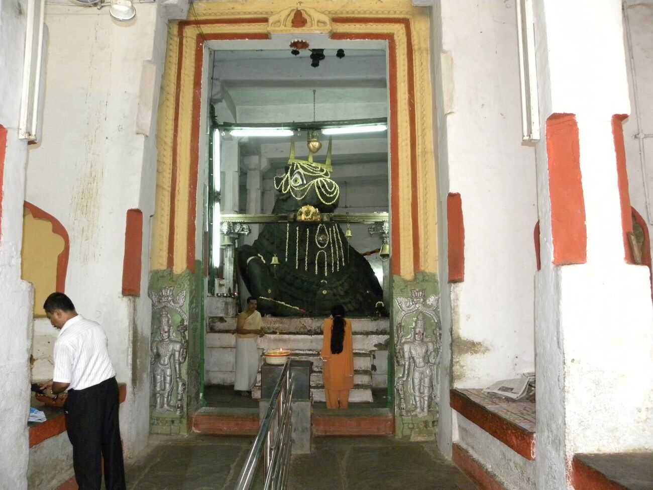 One of the most ancient and authentic temples in Bengaluru is the Bull Temple, also known as the Nandi Temple. It is popularly called as 'Dodda Basavana Gudi' by the locals and is the biggest temple dedicated to Nandi in the world 