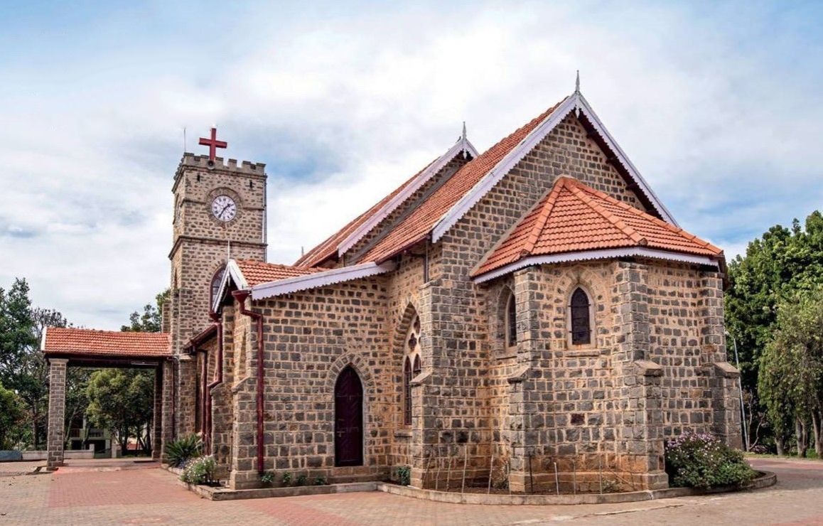 Constructed in 1928, the St Luke's English Church displays a gabled exterior with an orange-tiled roof that reminds you of the colonial age 