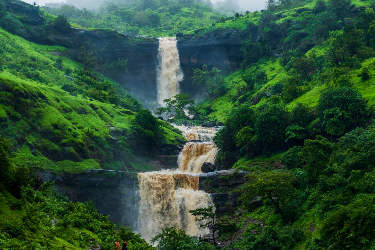 Nashik has several verdant spots to take in the natural beauty of the place. The lush, green beauty of nature at Bhavali Waterfall in Igatpuri Maharashtra