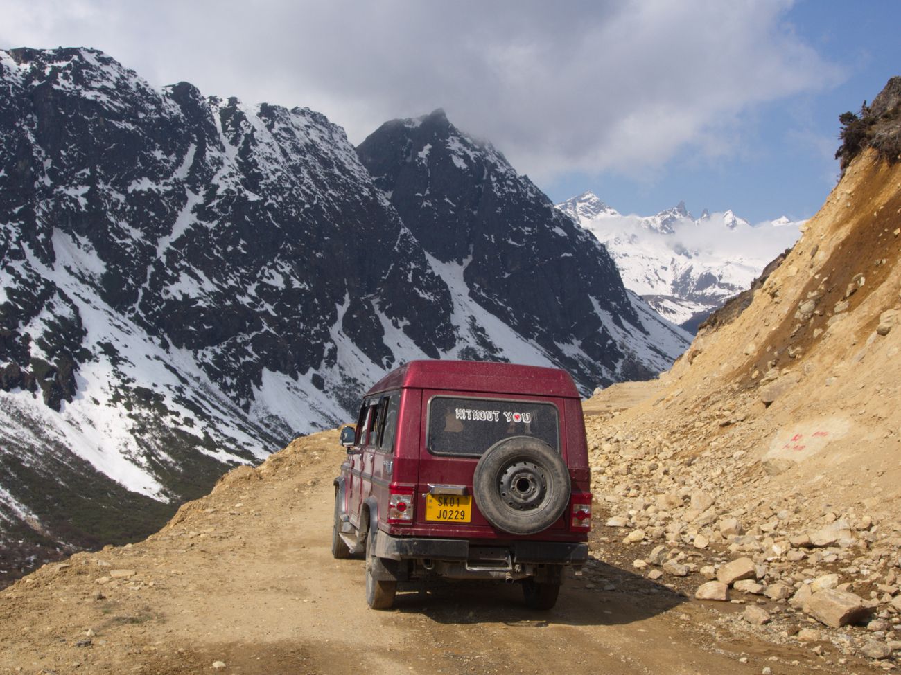 In the uphill drive through the Yumthang Valley, the indie jeep is the preferred mode of transportation as it has the right torque to climb and is stable on the curves due to its weight
