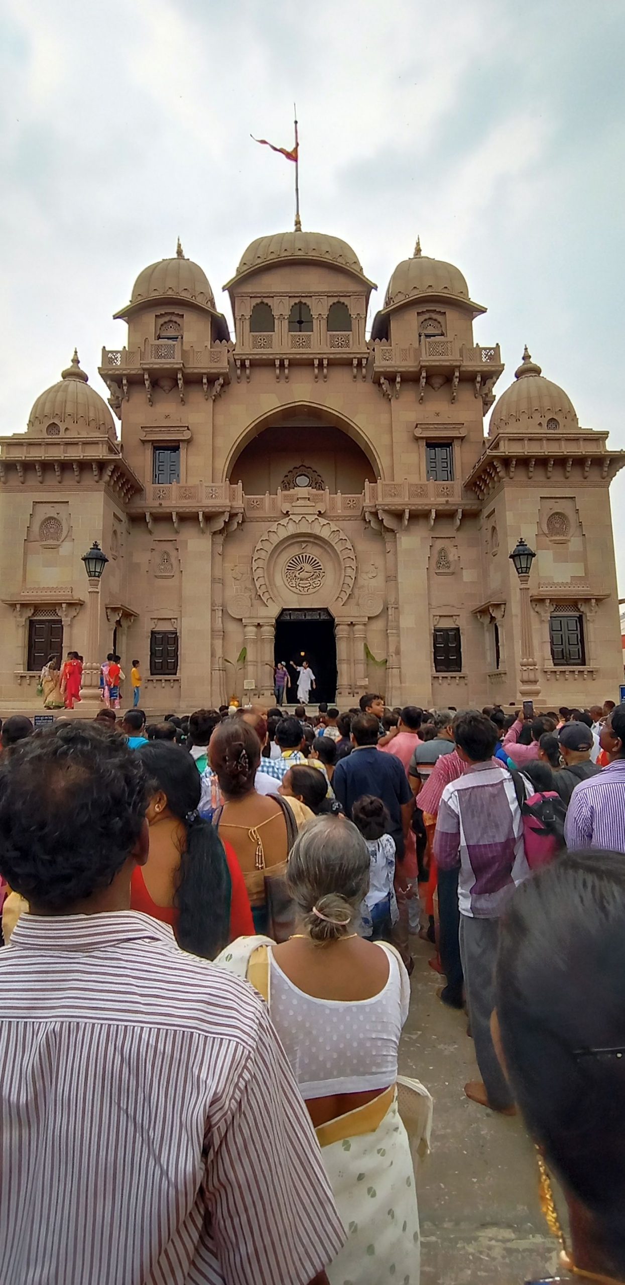Visitors to West Bengal’s Belur Math, the Ramakrishna Math and Mission headquarters. The monastery was established by Swami Vivekananda