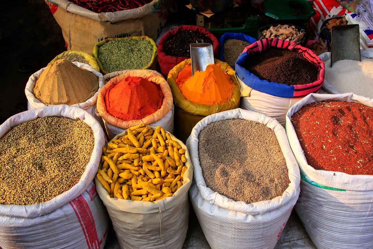 2 spices market