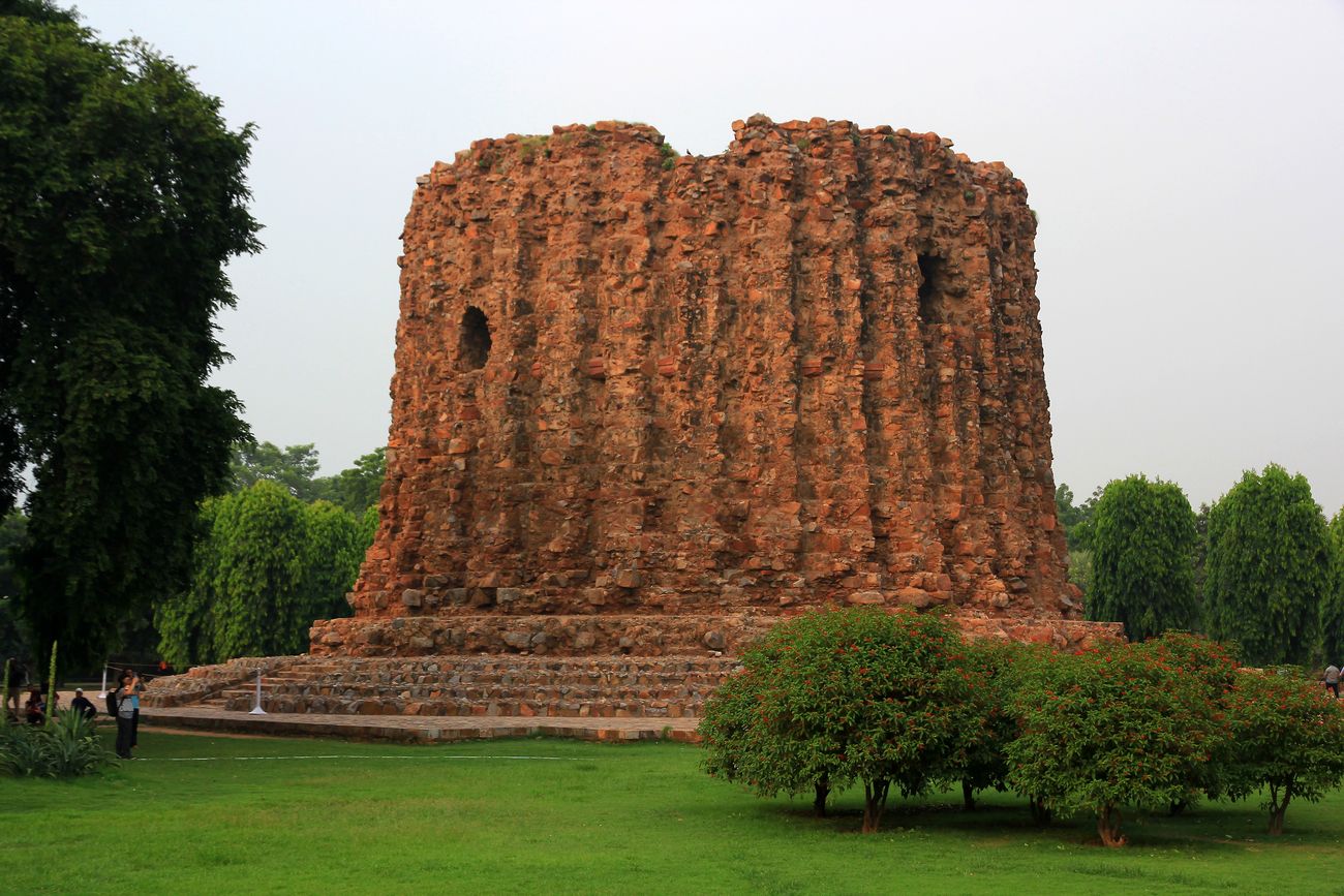 qutub minar, 31