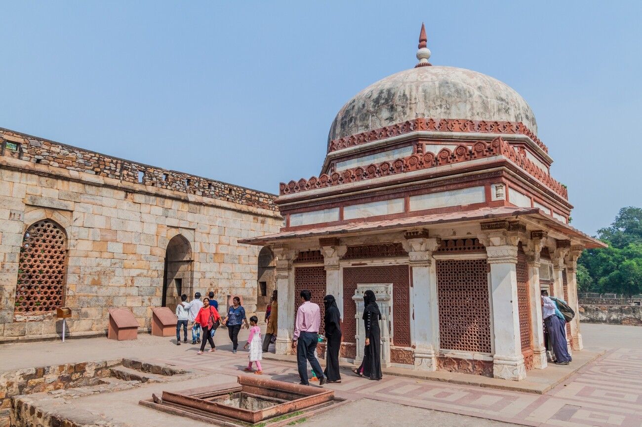 tourists visit tomb of imam zamin in qutub complex 20