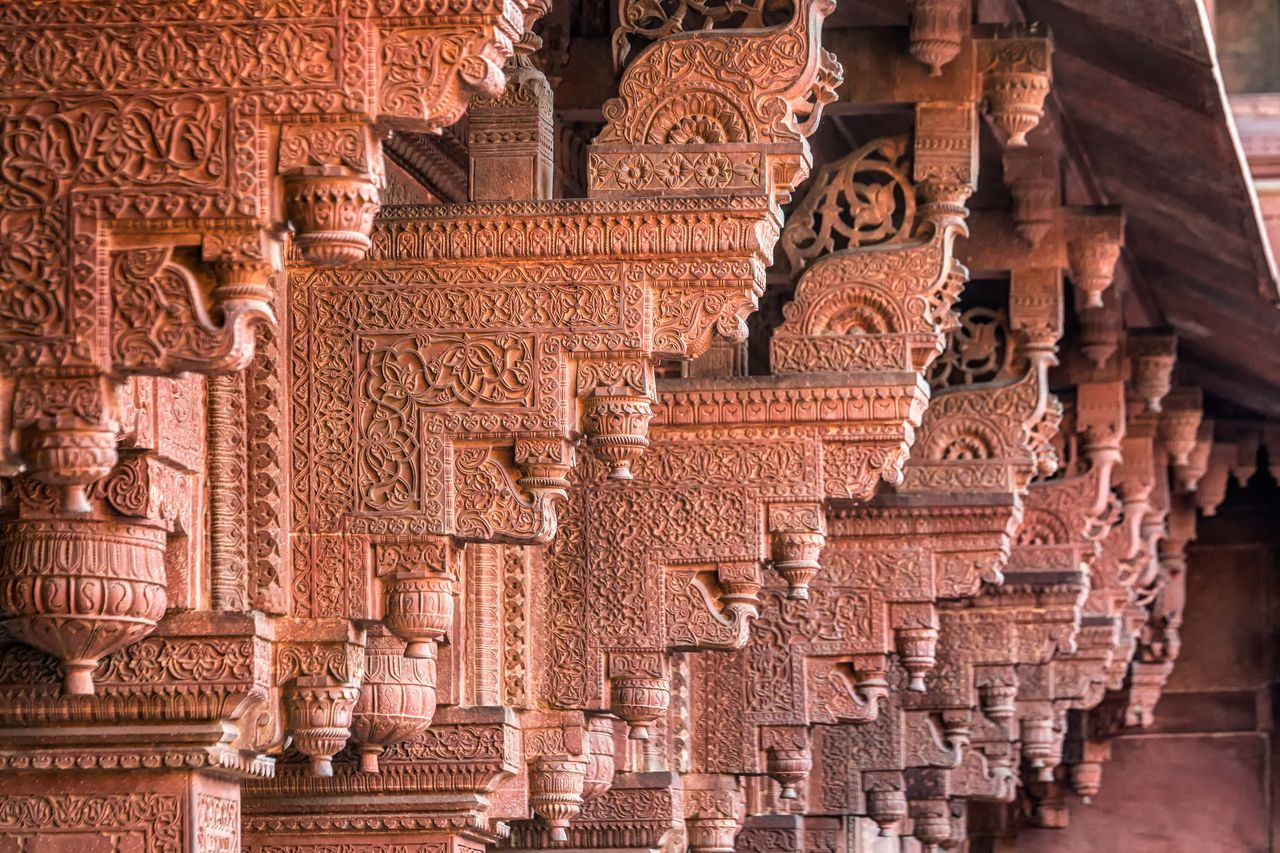 Beautifully carved stone brackets in agra fort