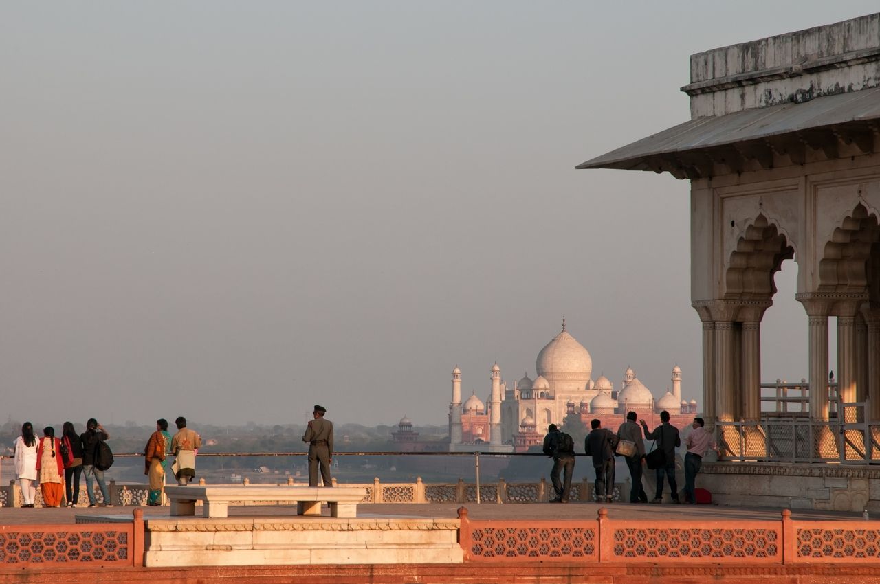 Opposite the black throne of the Emperor Jahangir