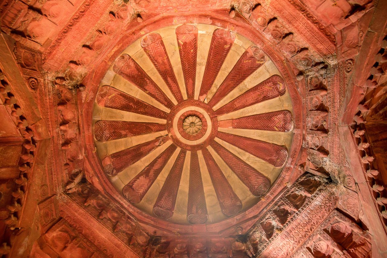 Ceiling of the Jahangir Palace in the Red Fort