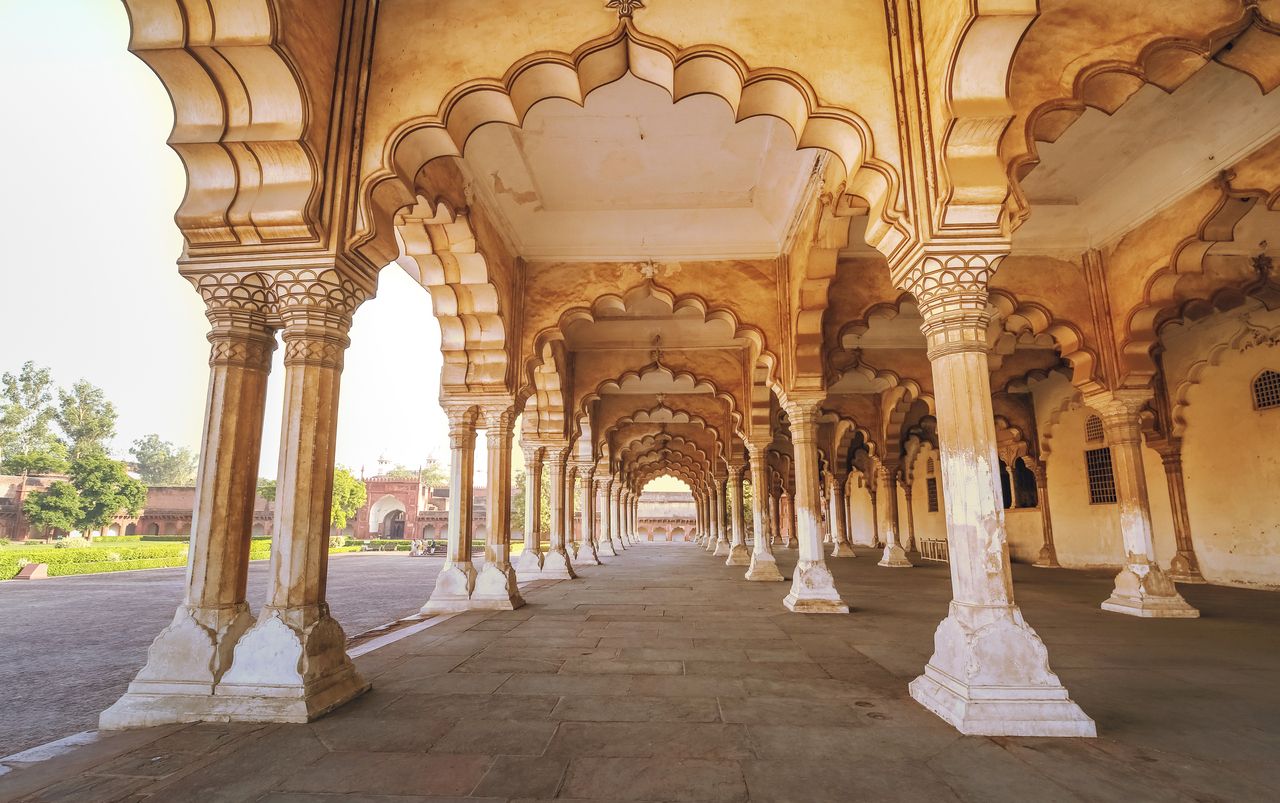 Exterior view of the Diwan-i-Aam in agra fort