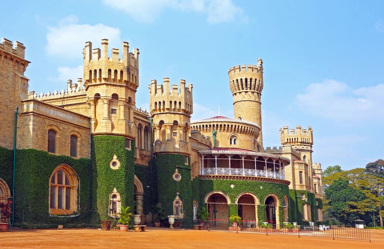 A sunny day at Bangalore Palace