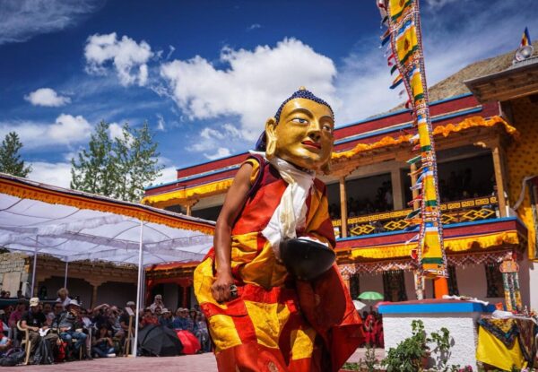 From Manali to Leh: Tour the Sights of Ladakh