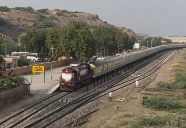 train tour of india