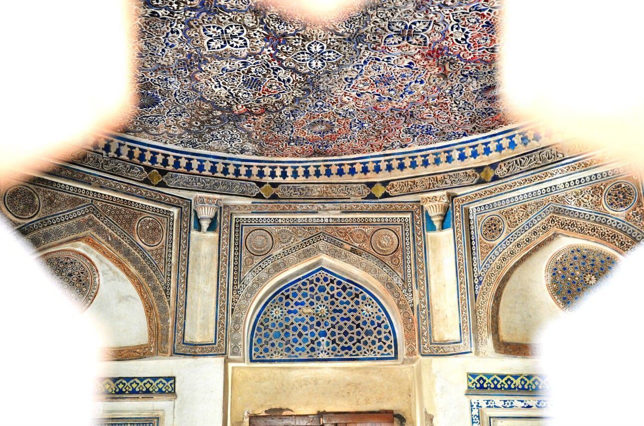 interior jamali kamali tomb