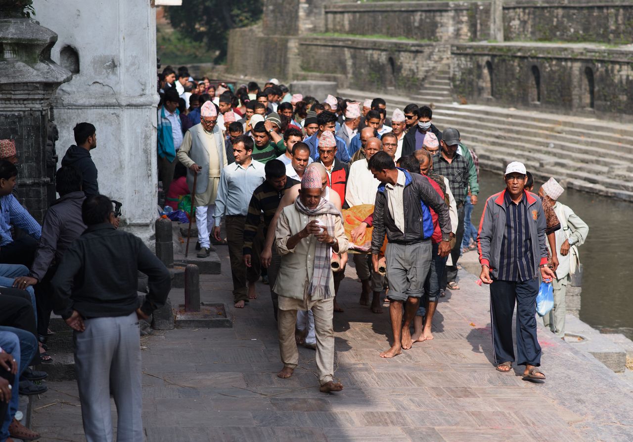 funeral ceremony pashupatinath kathmandu