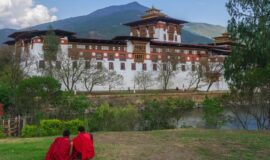 6 Days Bhutan Journey with Luxury Amankora Hotels and Taj Tashi Hotel